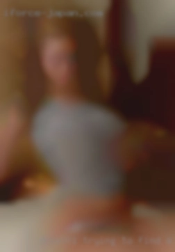 Dkvs001 trying to find a threesome partner